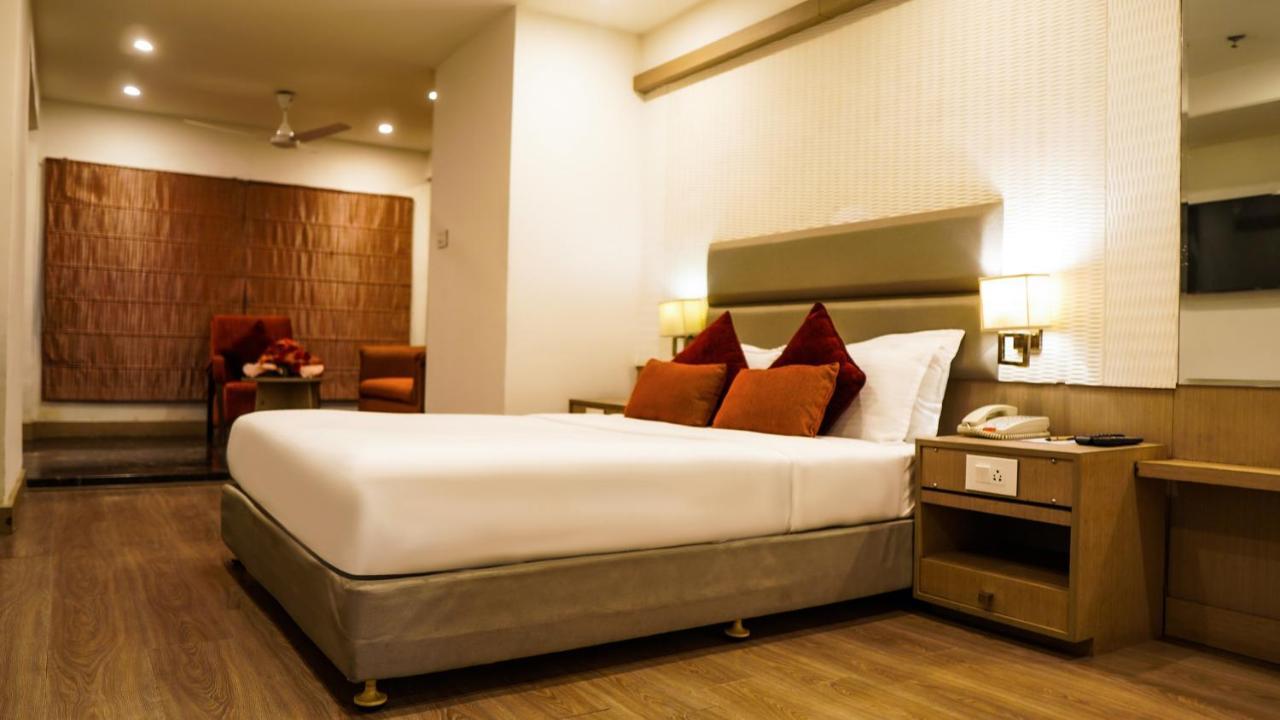 Hotel Centre Point Nagpur Ngoại thất bức ảnh